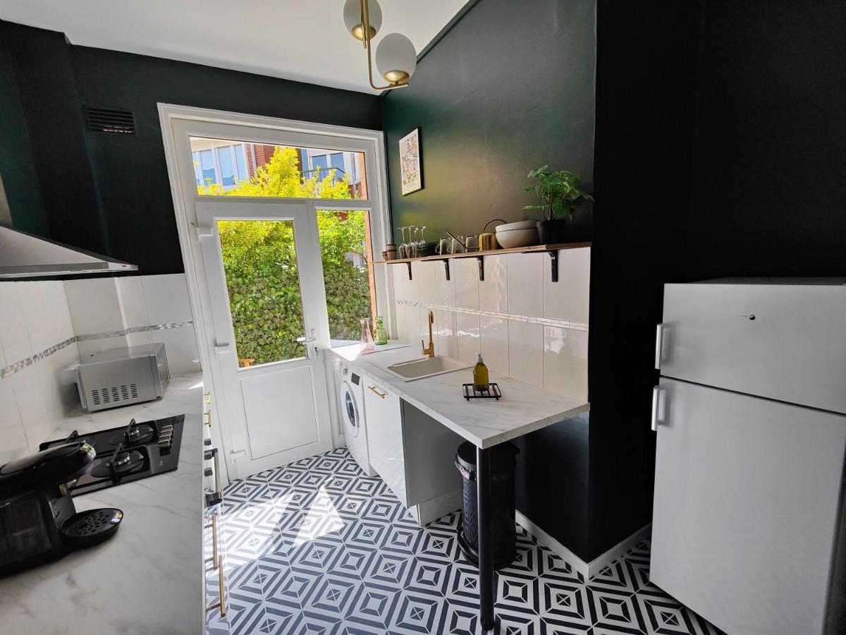Le Rainbow - Grand Studio Avec Terrasse Dunkirk Bagian luar foto